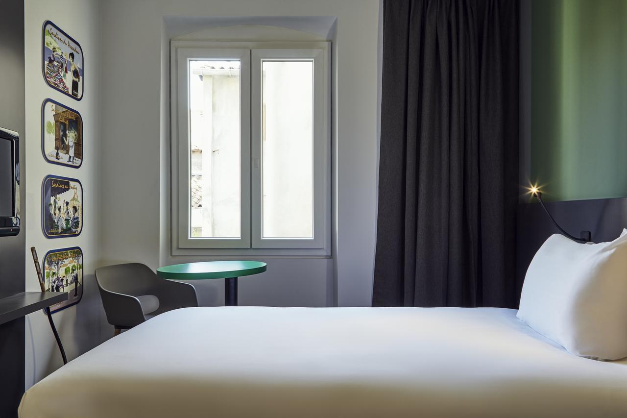 Отель Ibis Styles Marseille Vieux Port Экстерьер фото